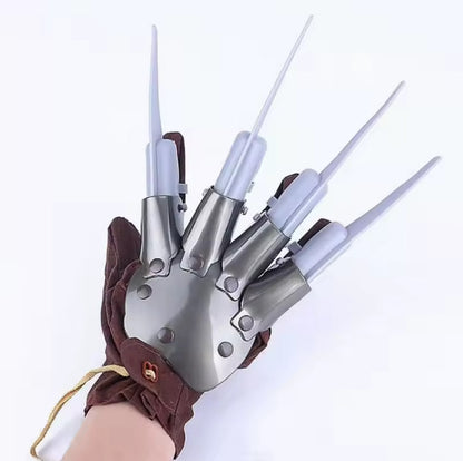 Freddy Krueger Nightmare Cosplay Glove — Metallic Razor Blade Horror Handwear Prop | Nocturne Decor