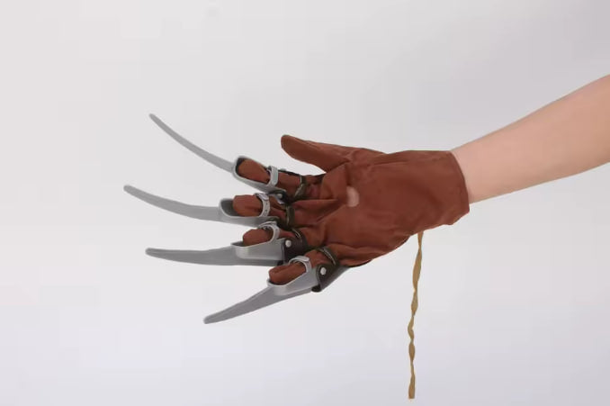 Freddy Krueger Nightmare Cosplay Glove — Metallic Razor Blade Horror Handwear Prop | Nocturne Decor